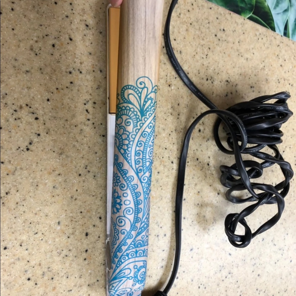Chi flat iron